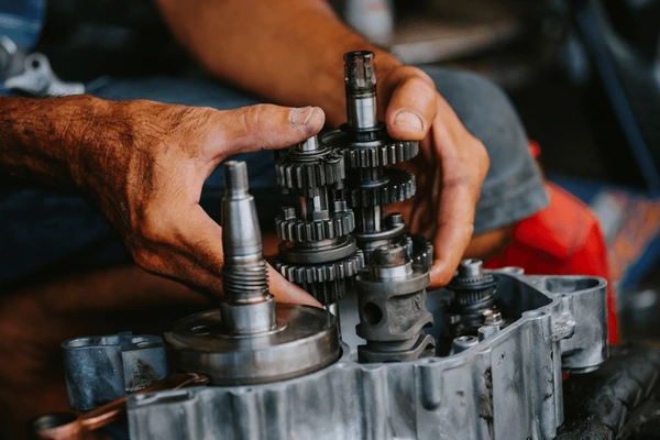 Motorcycle full engine overhauling